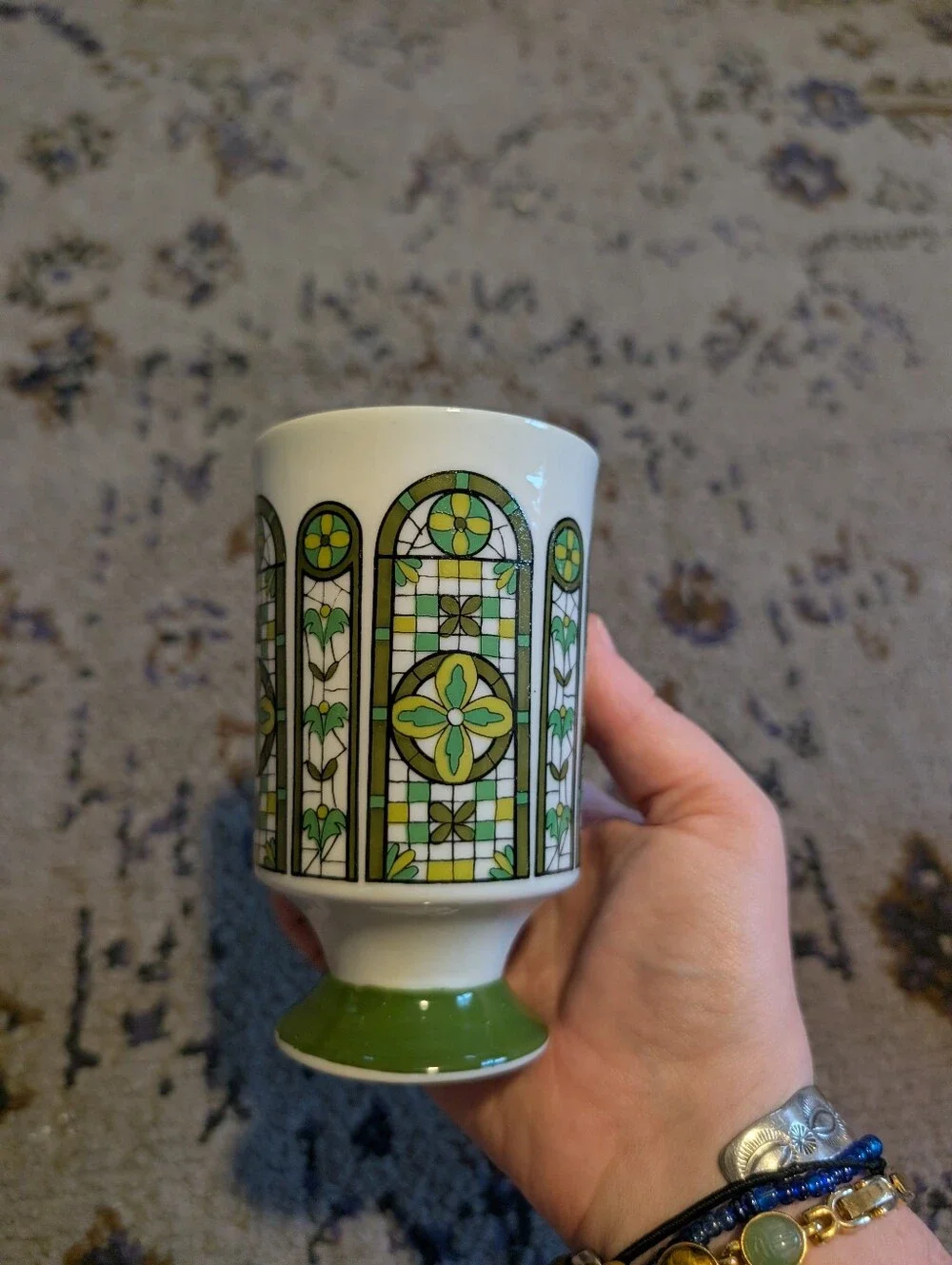 2‎ Vintage Royal Crown Arnart Smug Mugs Notre Dame Stain Glass Pattern Red Green